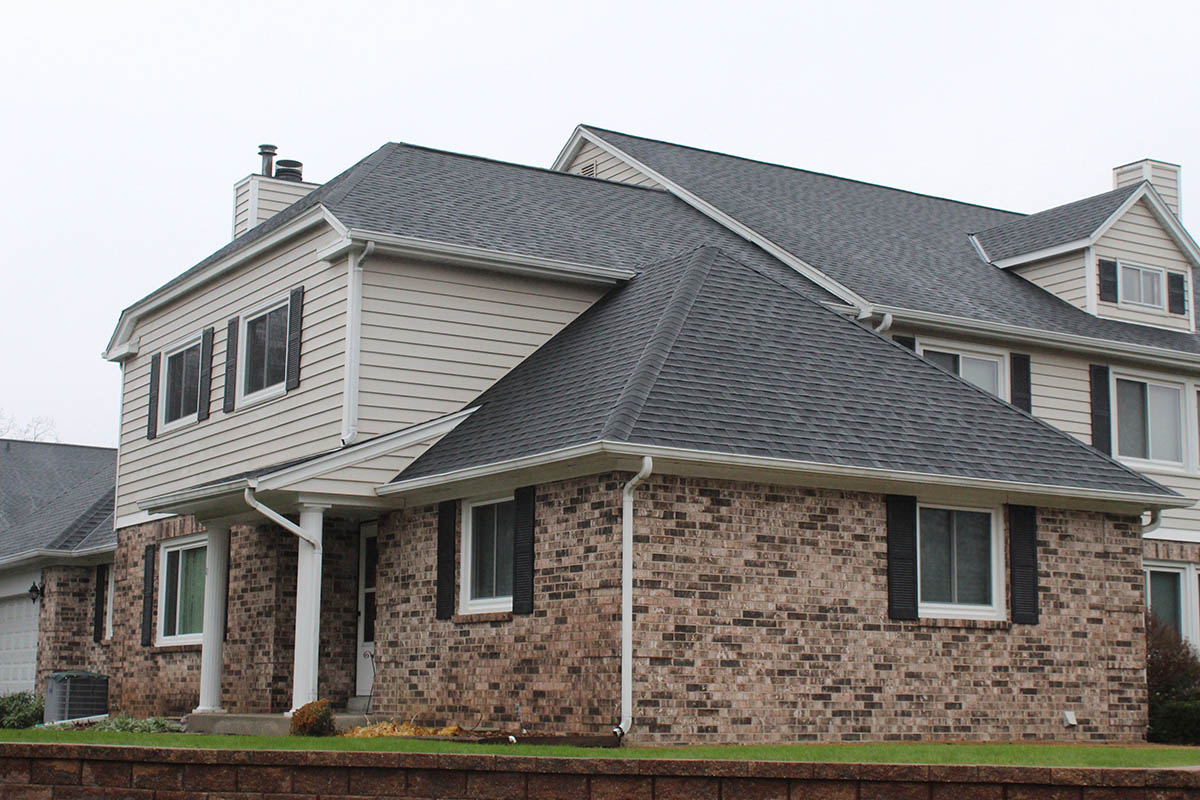 Squire Grove Condominiums Elm Grove BCI Exteriors